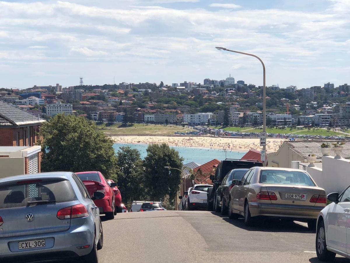 Upscale Cliffside Studio With Ocean Views North Bondi Sydney Bagian luar foto